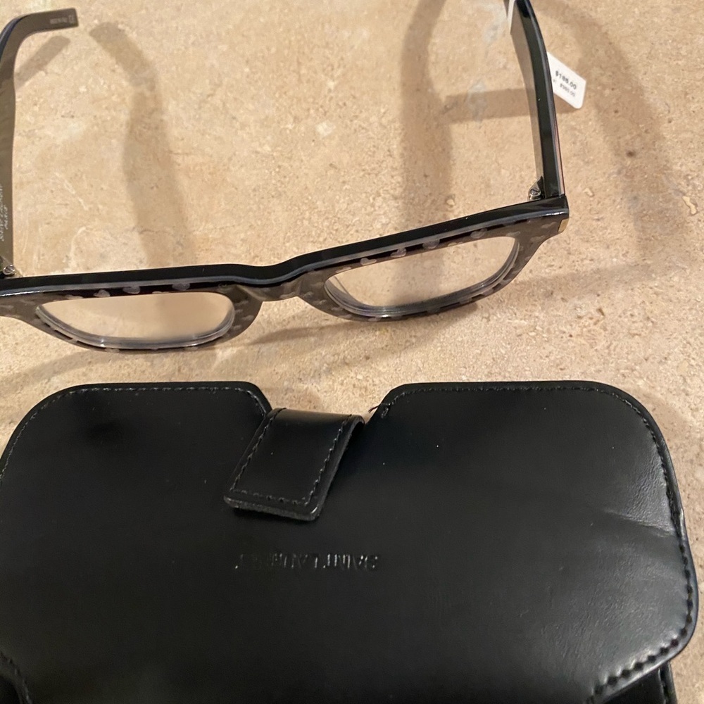 NEW SAINT LAURENT
Square-frame glitter heart frame - Picture 3 of 5